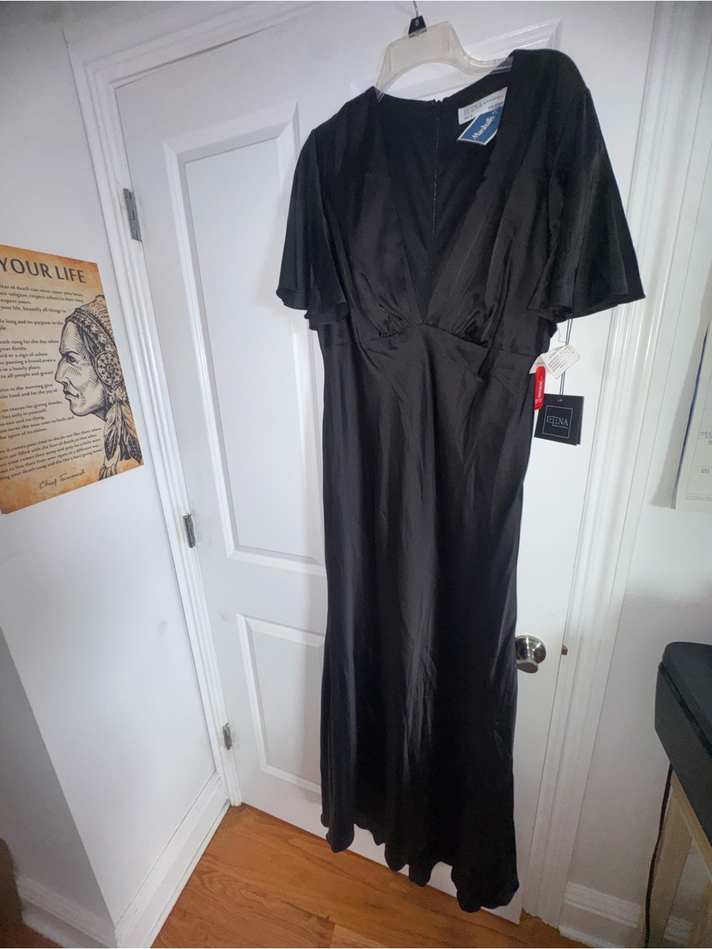Ieena Black V-Neck Flutter Maxi Dress with Short Flutter Sleeves size 12